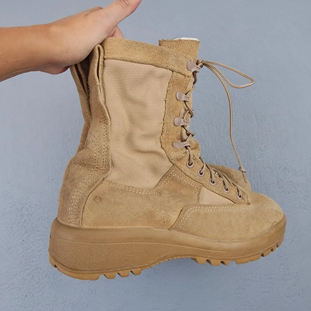 Belleville 790W Boots Mens Size 6 W Beige Suede Gore-Tex Vibram Combat Army USA